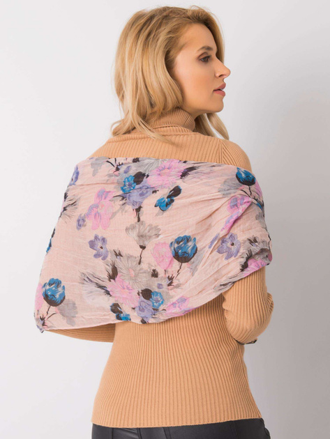 Brudnoróżowa chusta w kwiaty