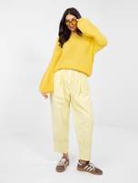 Żółty damski sweter oversize z domieszką wełny