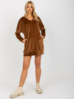 Hurt Brązowa luźna sukienka welurowa z kieszeniami RUE PARIS