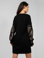 Czarna dresowa sukienka z bufiastymi rękawami RUE PARIS 