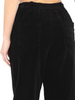 Czarne sztruksowe spodnie z zakładkami RUE PARIS 