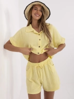 Jasnożółte muślinowe szorty z wiązaniem