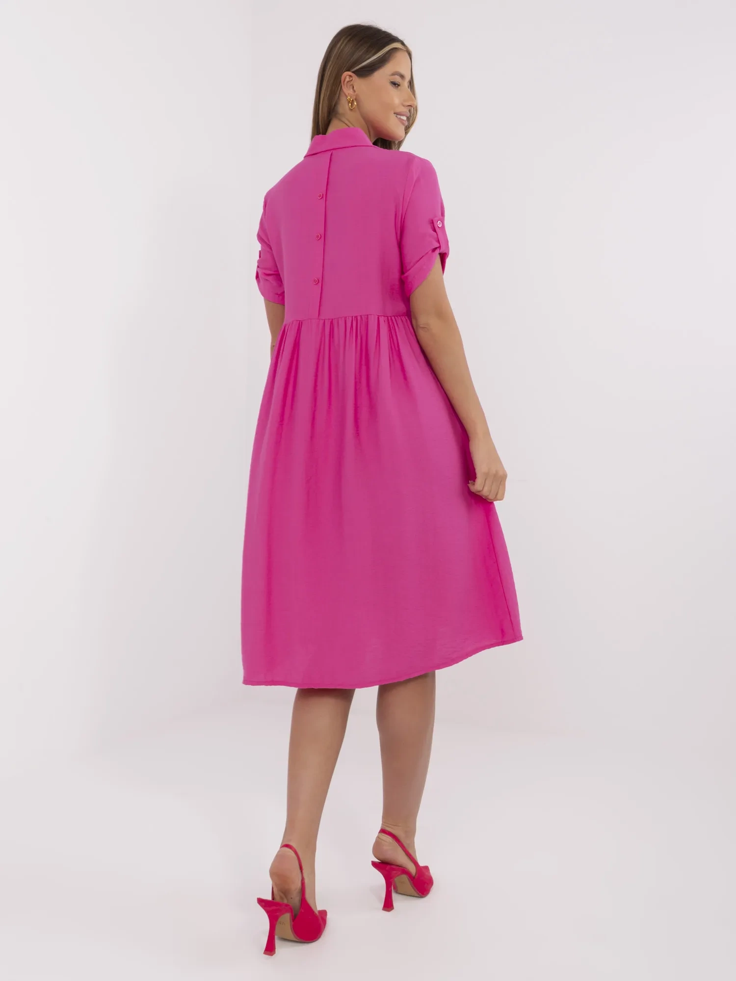 Fuksjowa rozkloszowana sukienka z kieszenią