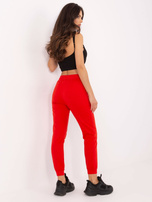 Czerwone dresowe spodnie z wiązaniem Shaila