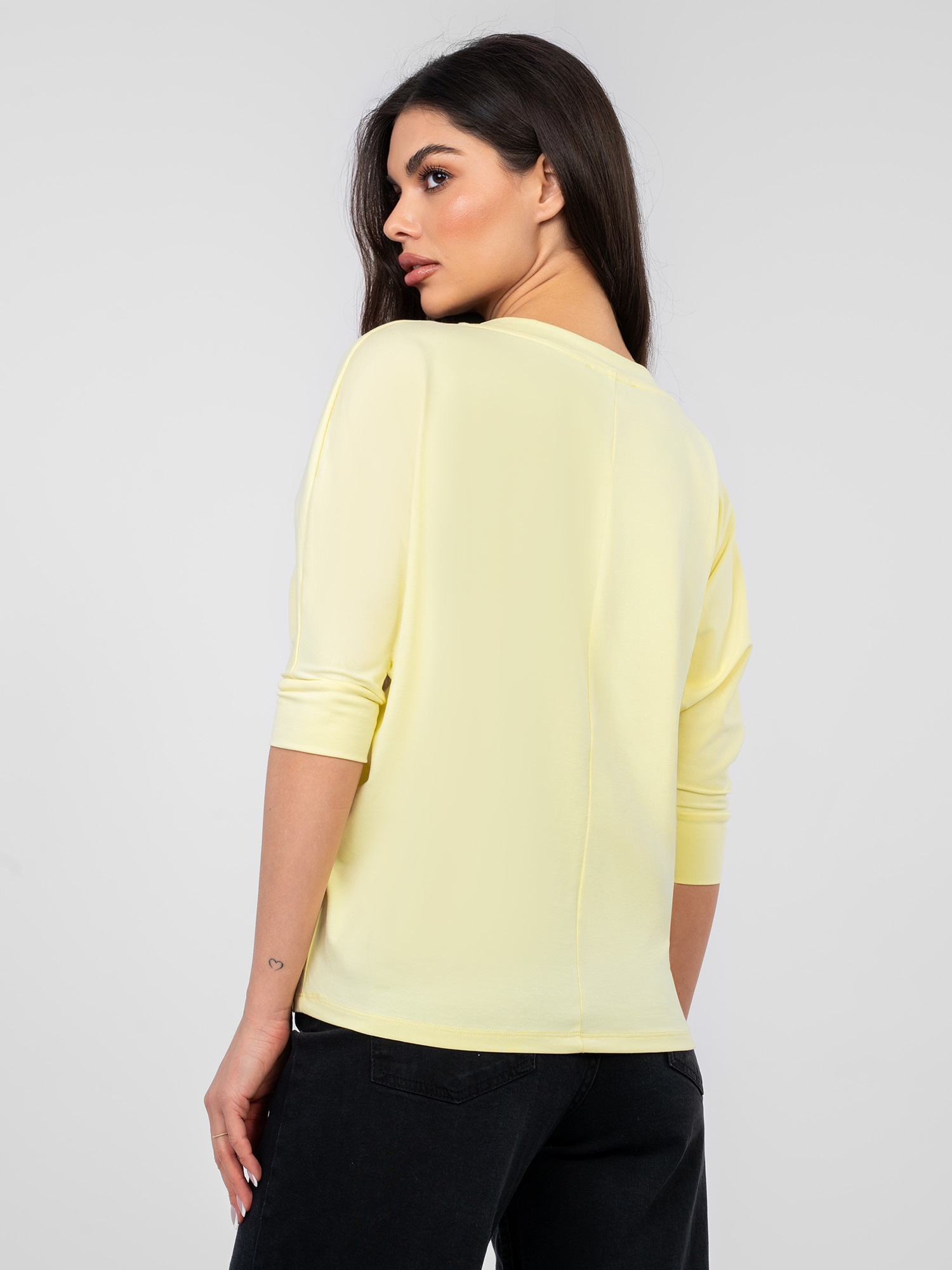 Pastelově žlutá basic blůza z bavlny RUE PARIS.