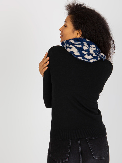 Hurt Ciemnoniebiesko-jasnobeżowy zimowy komin we wzory