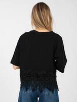 Czarna bawełniana bluzka z napisami