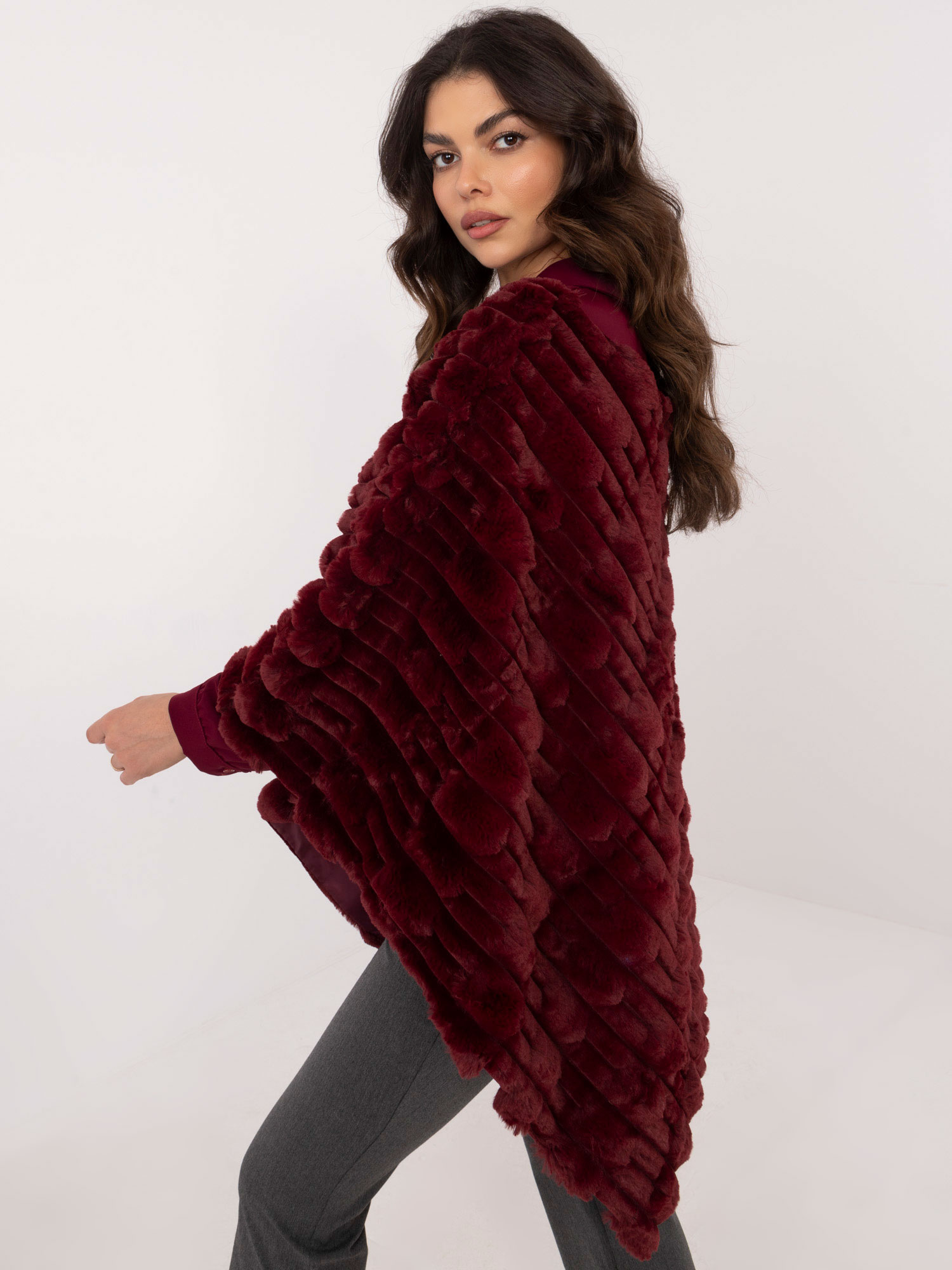 Poncho bordowy