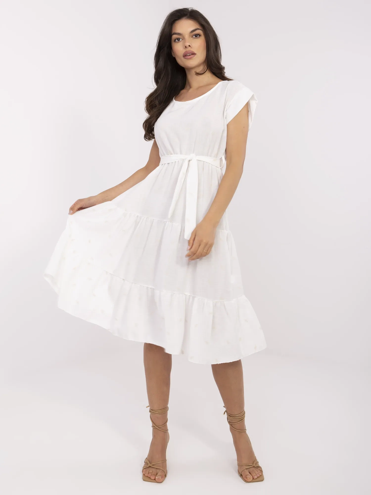 Ecru summer dress with short sleeves.