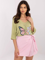 Hurtownia Pistacjowy sweter oversize z rękawem 3/4