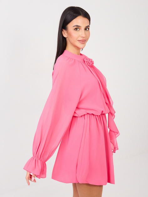 Ciemnoróżowa sukienka z ozdobnymi różami RUE PARIS