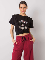Schwarzes T-Shirt mit dem Schriftzug Elani.