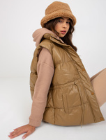 Hurt Camelowa puchowa kamizelka z eko skóry z kieszeniami