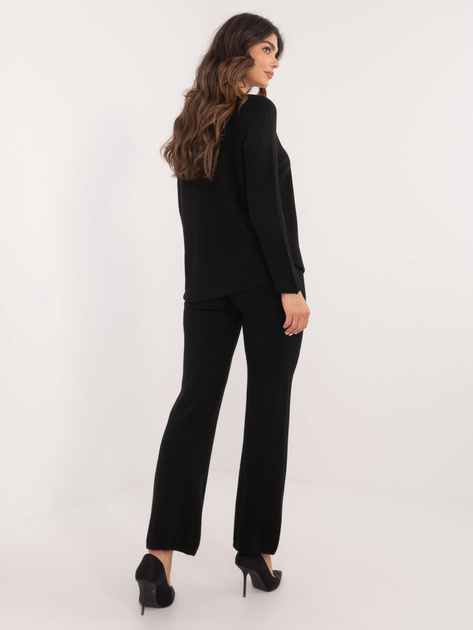 Czarny sweterkowy komplet ze spodniami