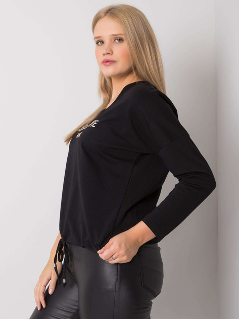 Czarna bluzka plus size z napisem Sherilyn