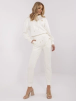 Ecru damski komplet z bluzą z kapturem  