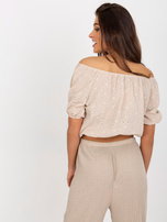 Hurt Beżowa krótka bluzka hiszpanka w ażurowy wzór