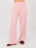 Pastelowy różowy damski komplet z miękkiego materiału