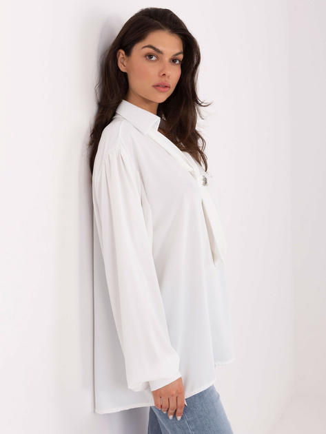 Biała długa bluzka z kołnierzykiem