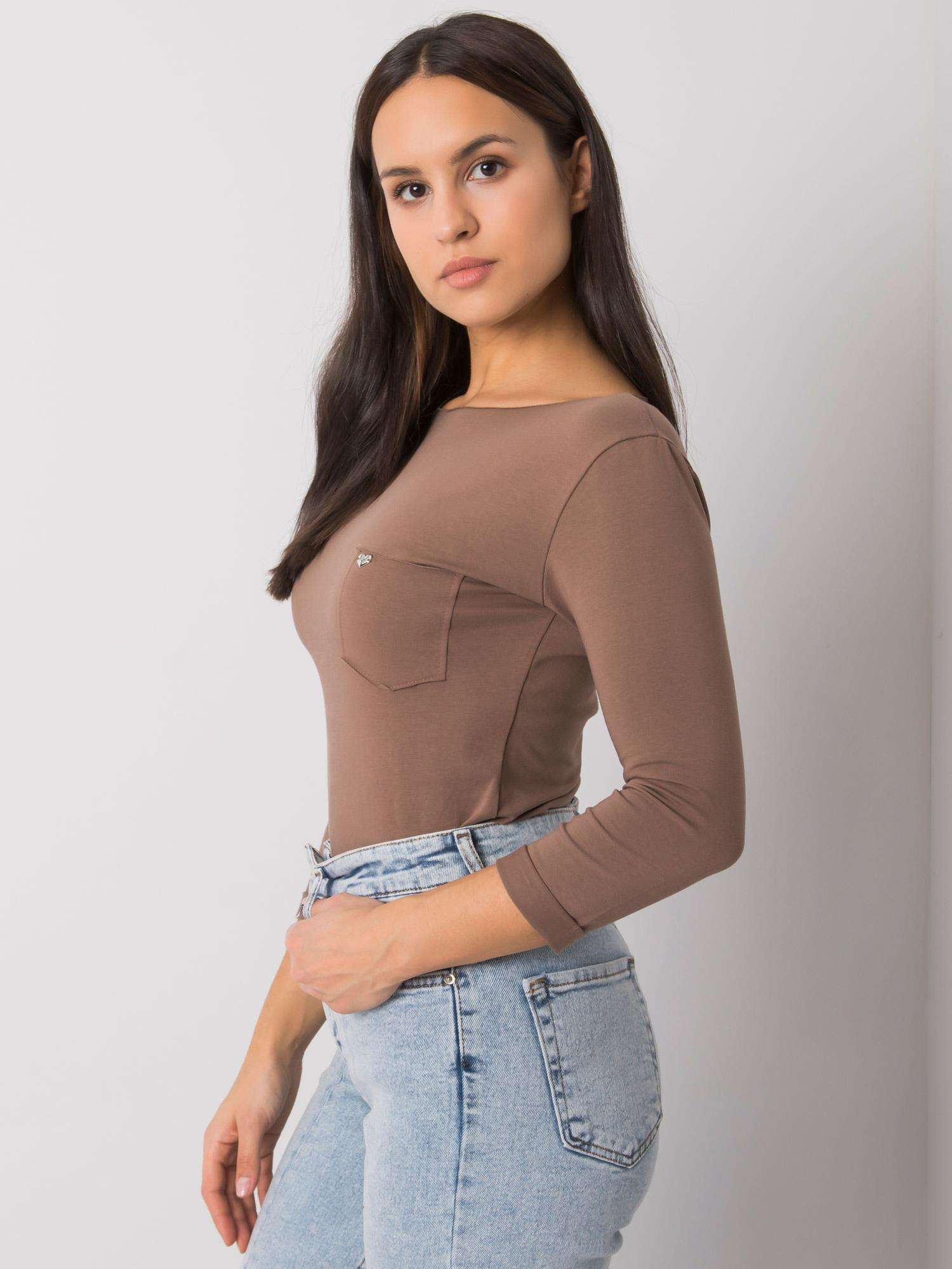 Brown basic blouse with Steffanie pocket