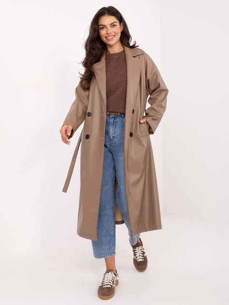 Niebieskie damskie jeansy carrot z breloczkiem