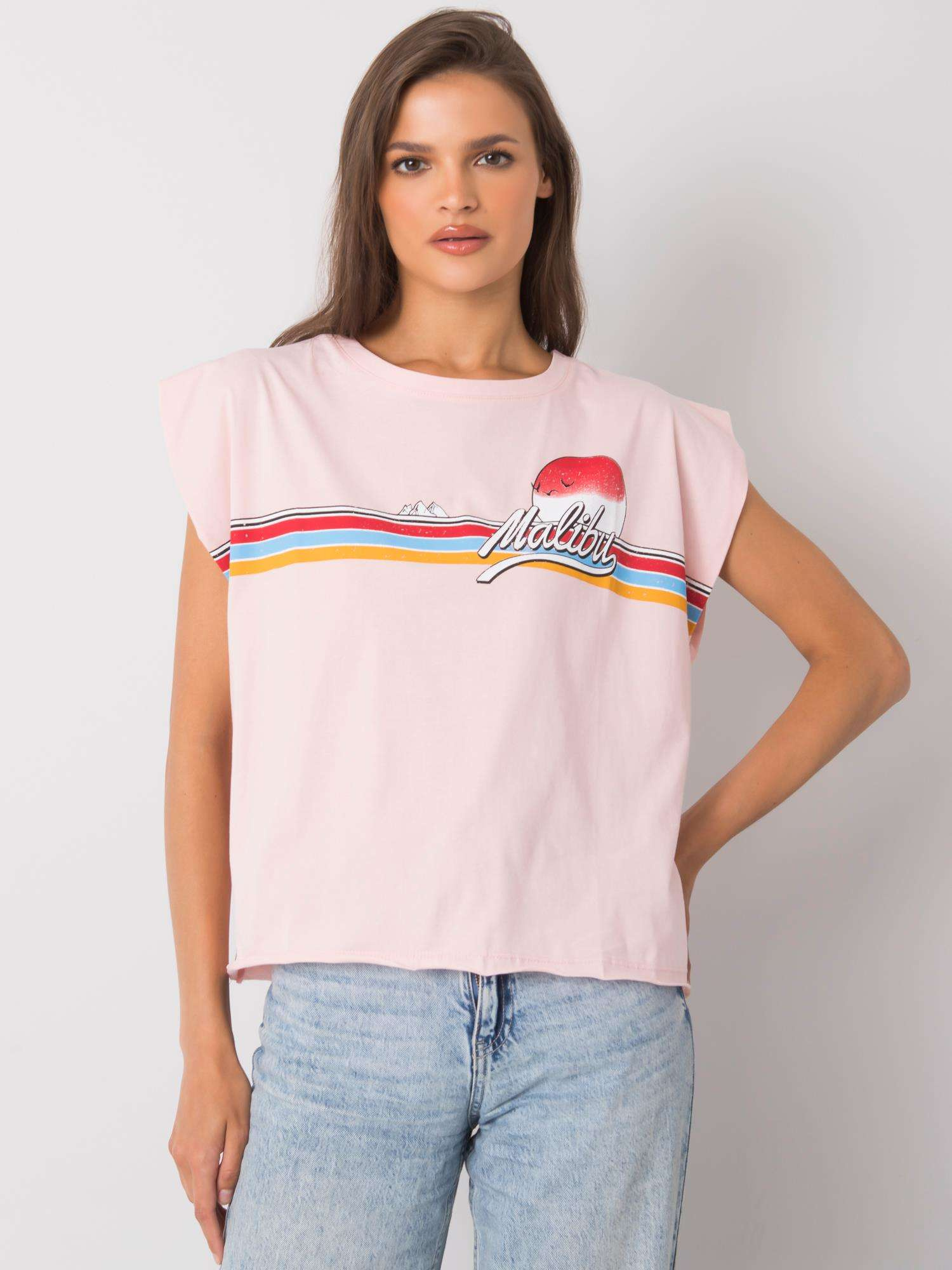 Jasnoróżowy t-shirt z nadrukiem Malibu