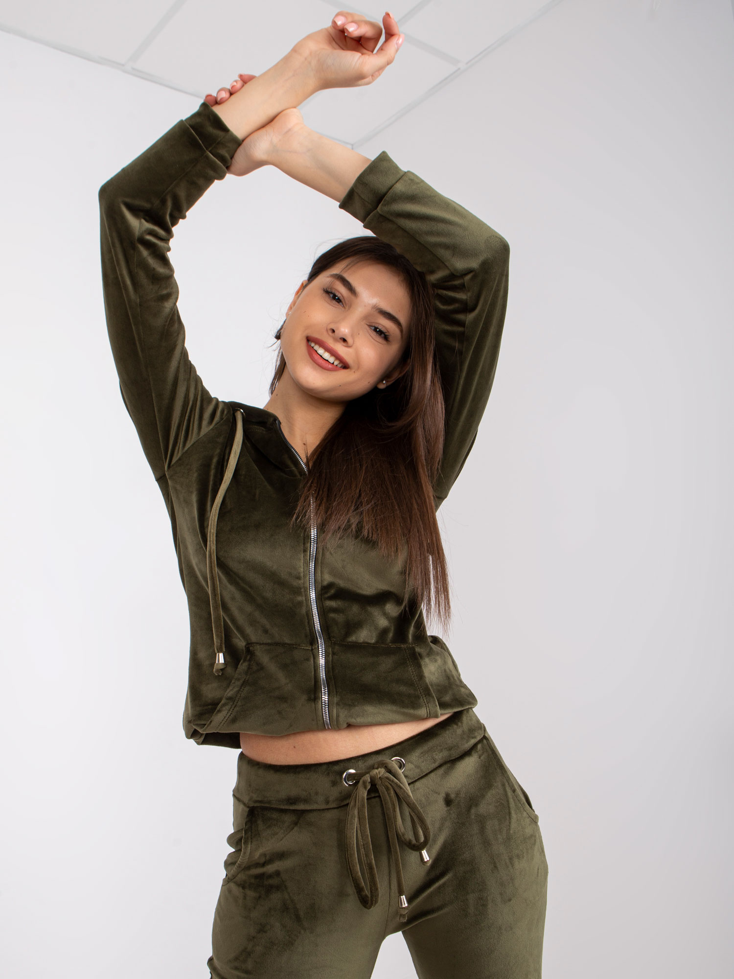 Khaki komplet welurowy z bluzą rozpinaną Ilaria 