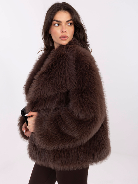 Brązowa futrzana kurtka z zapięciem na zatrzaski