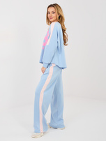 Pastelowy niebieski komplet z lampasami  RUE PARIS 