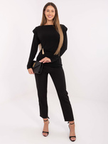 Czarna wizytowa bluzka z poduszkami na ramionach