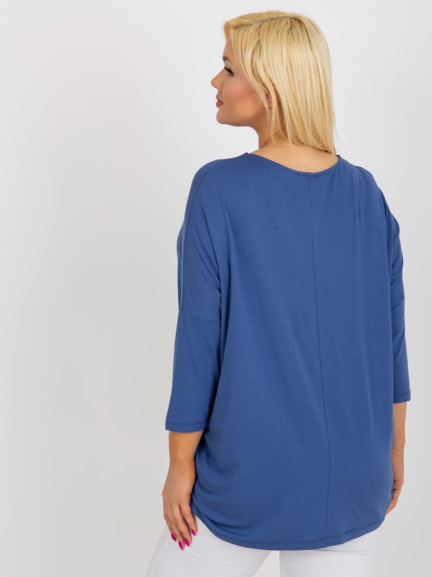 Brudnoniebieska bluzka plus size basic z wiskozy