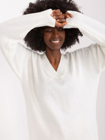 Hurt Ecru gładki sweter klasyczny z dekoltem V 