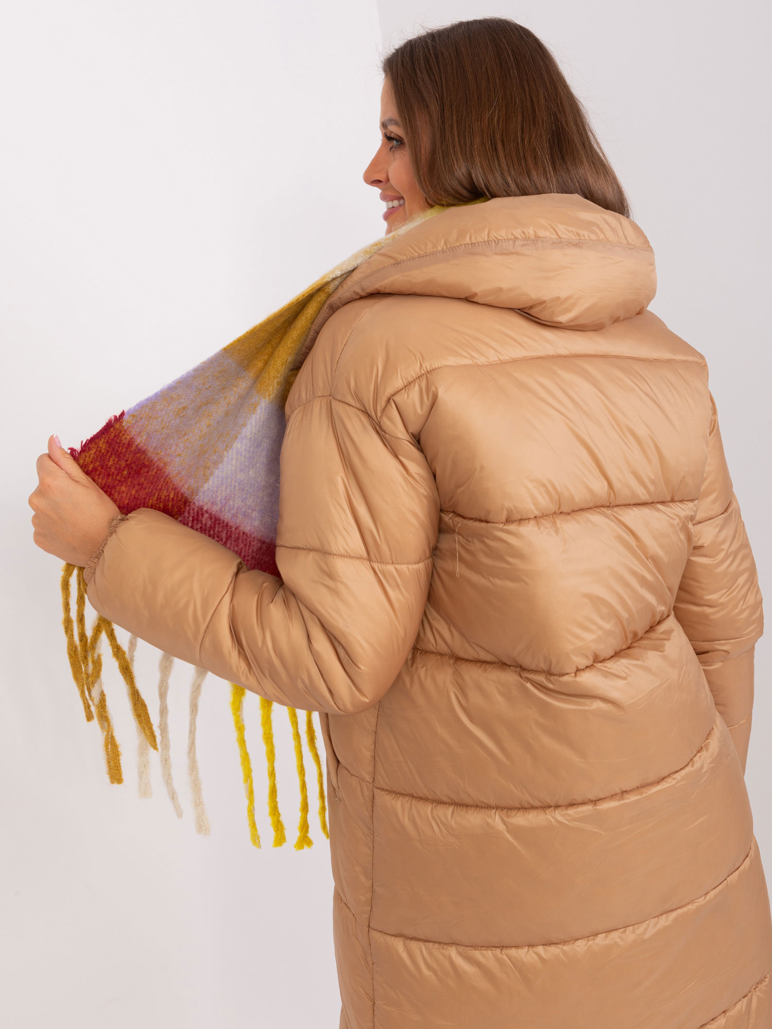 Hurt yellow-burgundy winter scarf with fringes in check.