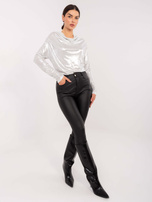 Jasnosrebrna bluzka z drapowaniem 