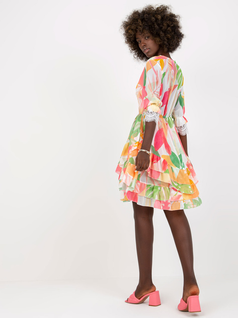 Hurt Różowo-zielona kopertowa sukienka z falbanami i printem
