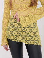 Limonkowa bluzka o asymetrycznym kroju