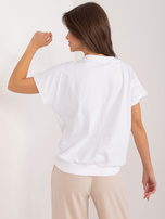 Hurtownia Biała damska bluzka z aplikacją w serek RUE PARIS