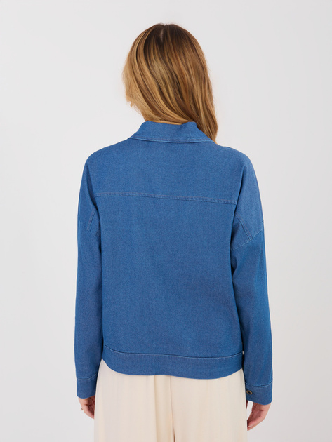 Niebieska jeansowa koszula z kieszeniami