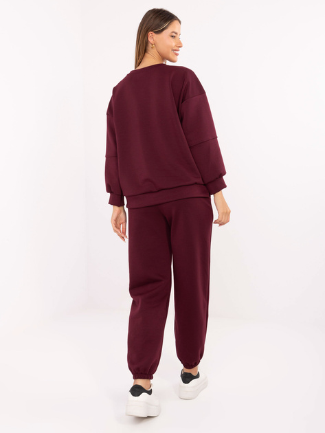 Bordowy komplet ze spodniami joggerami