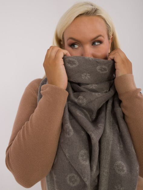 Hurt Szaro-beżowy duży szal damski z dzianiny we wzór