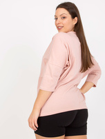 Brudnoróżowa bluzka plus size z rękawem 3/4