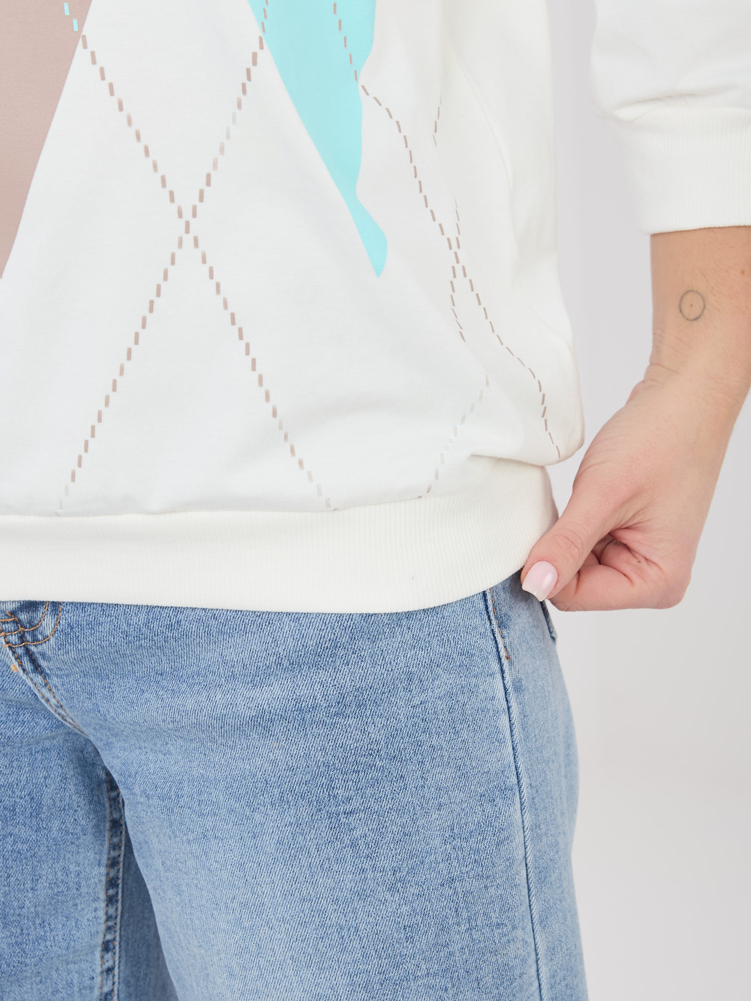 Ecru casualowa bluzka z okrągłym dekoltem 