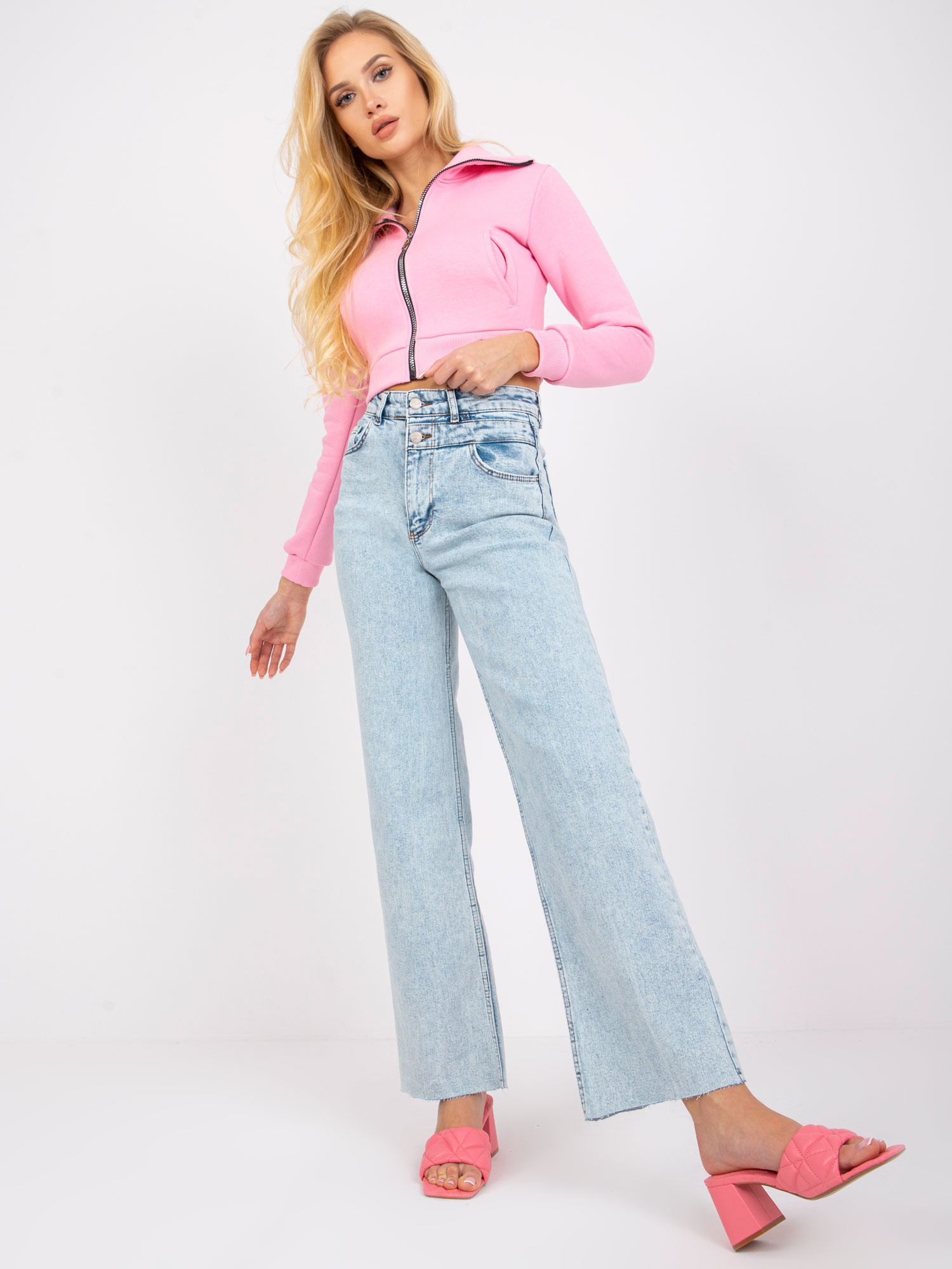 Helle blaue Straight-Jeans Lorrin.