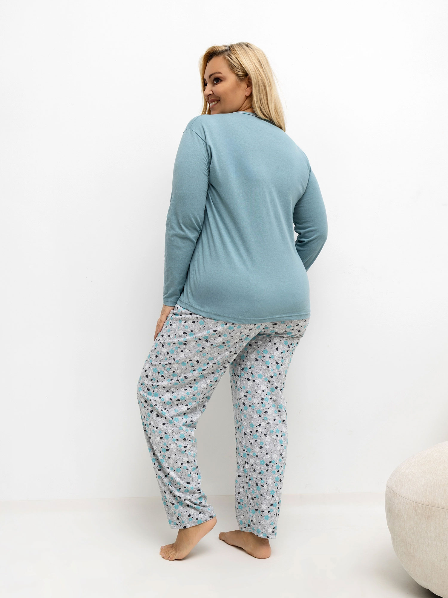Ciemnomiętowa piżama plus size ze spodniami 