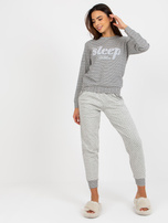 Hurtownia Szara dwuczęściowa piżama z naszywkami