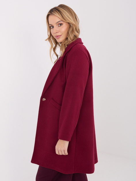 Bordowy płaszcz z zapięciem na guzik