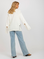 Hurt Ecru sweter oversize z szerokim rękawem i dziurami 