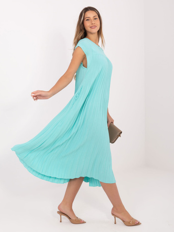 Miętowa koktajlowa sukienka z plisowaniem RUE PARIS