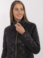Czarna pikowana kurtka damska bez kaptura