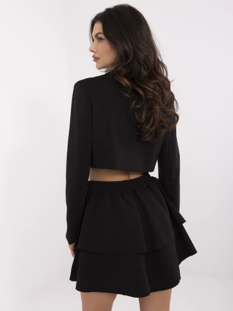 Hurtownia Czarna mini spódnica z falbaną